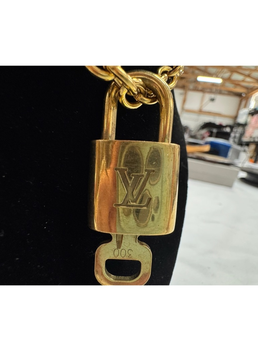 Authentic Louis Vuitton Padlock Pendant with unbranded stainless steel chain 18” - Picture 2 of 4
